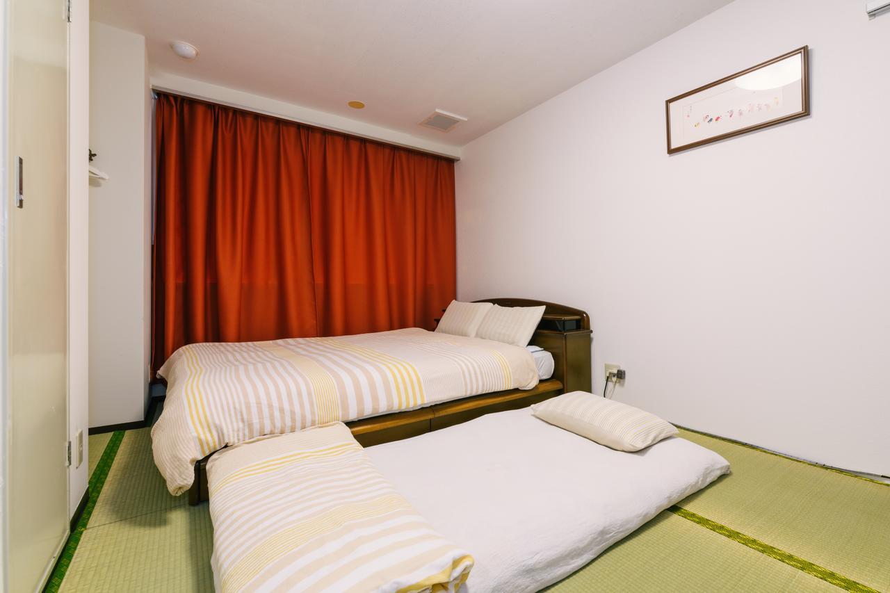Guest House Chiharu Fukuoka  Exterior foto